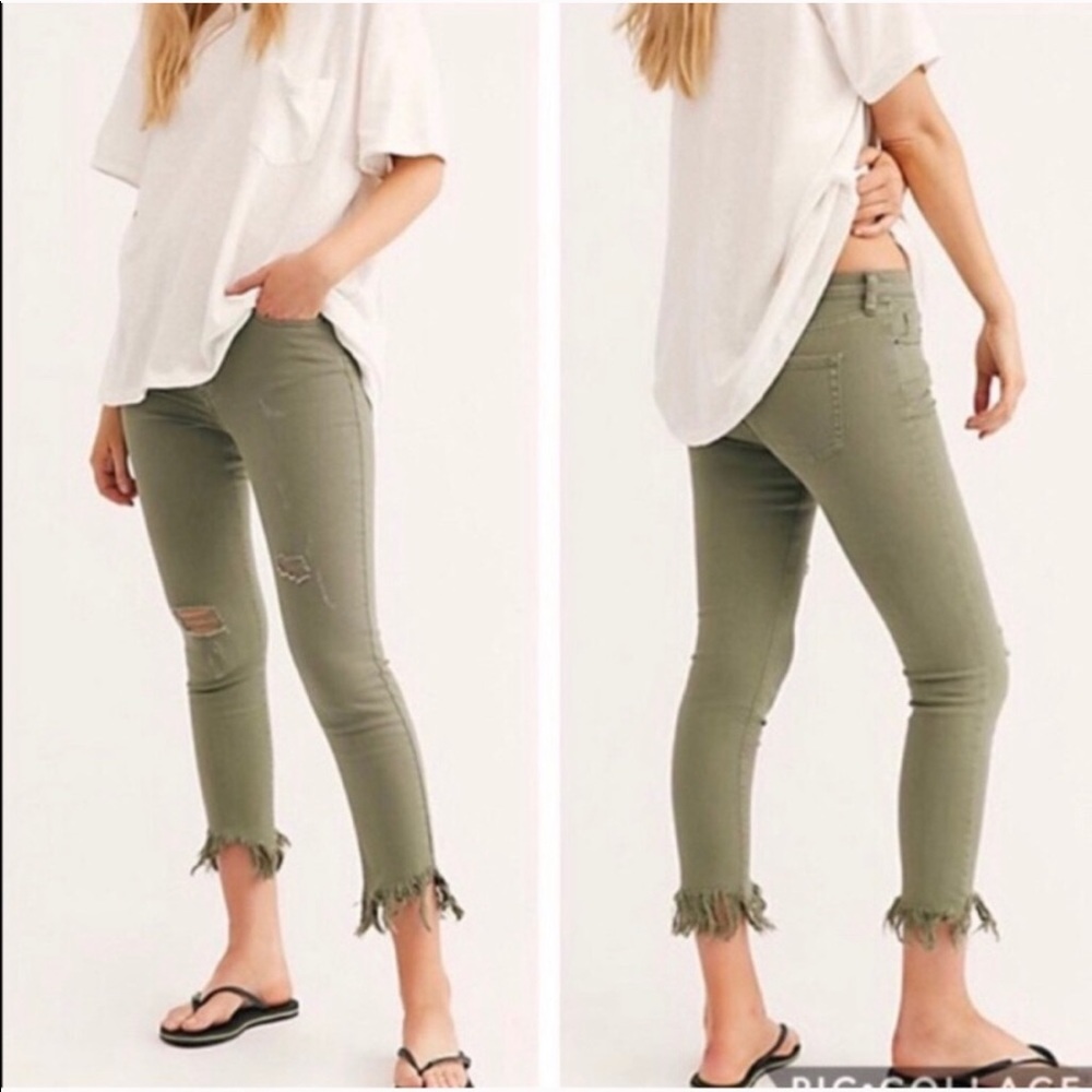 Free People Crop Fray Bottom Ripped Jeans 27